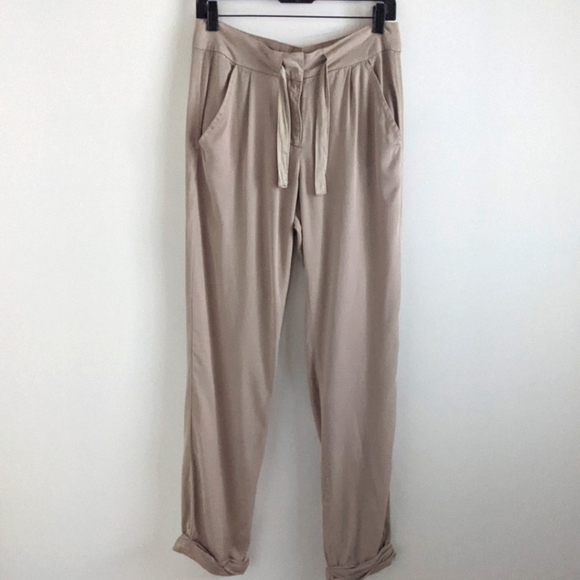 TAHARI Khaki Safari Ruched Cropped Jogger Tencel 6 and 8 Spring pants Capri - Picture 4 of 16